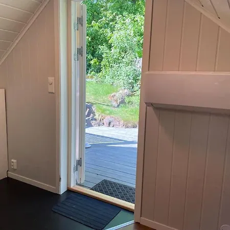Sentrumsnaert Studio Ved Bugarden Sandefjord Exterior photo