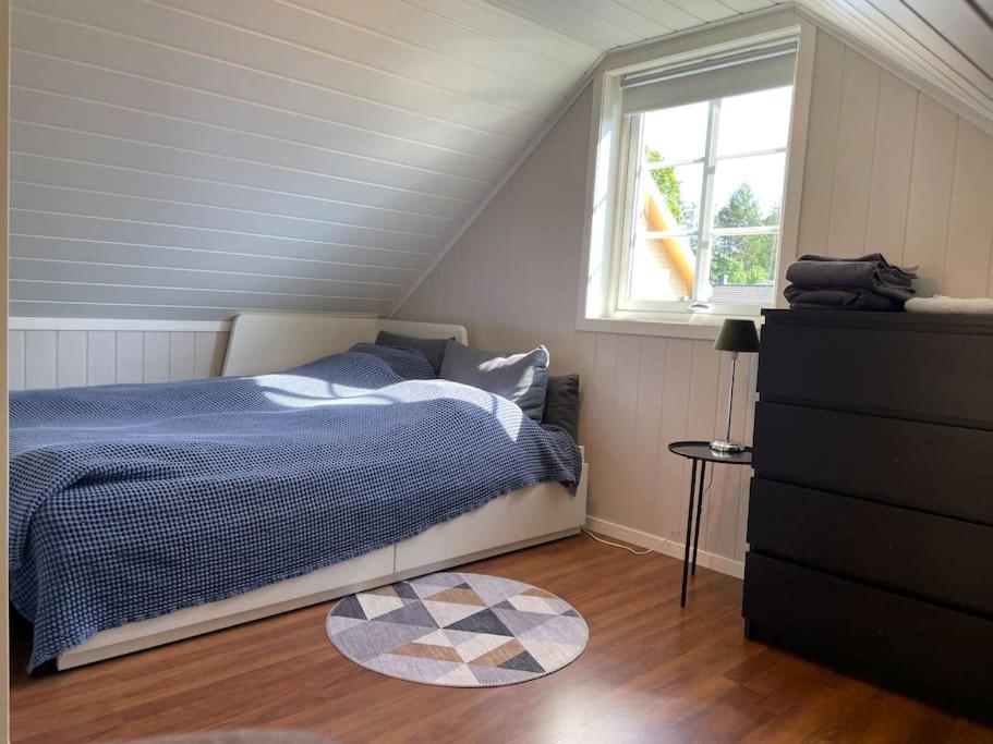 Sentrumsnaert Ved Bugarden
